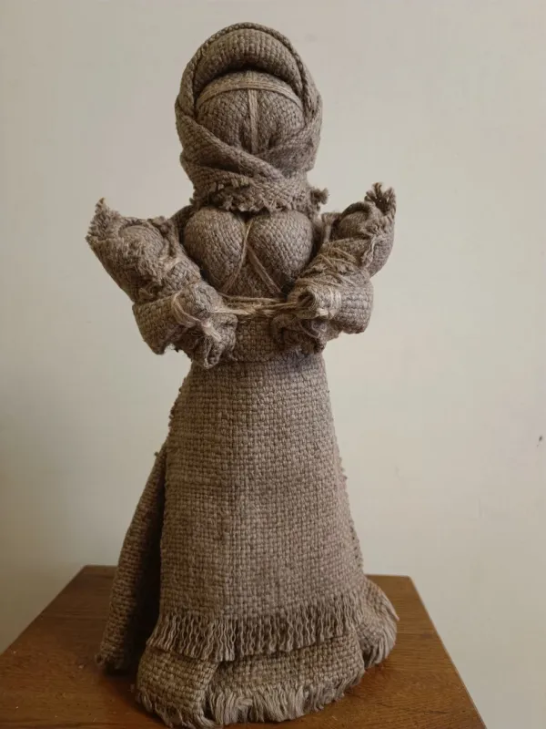 І. Харатін. Лялька «Берегиня». 2015. Текстиль