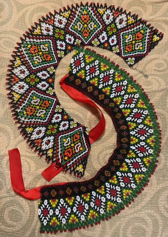 Т. Семенець. Силянки. 2025. Бісер, нитки, силяння