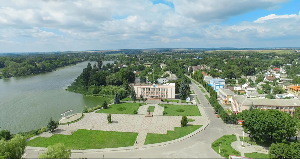 Млинів